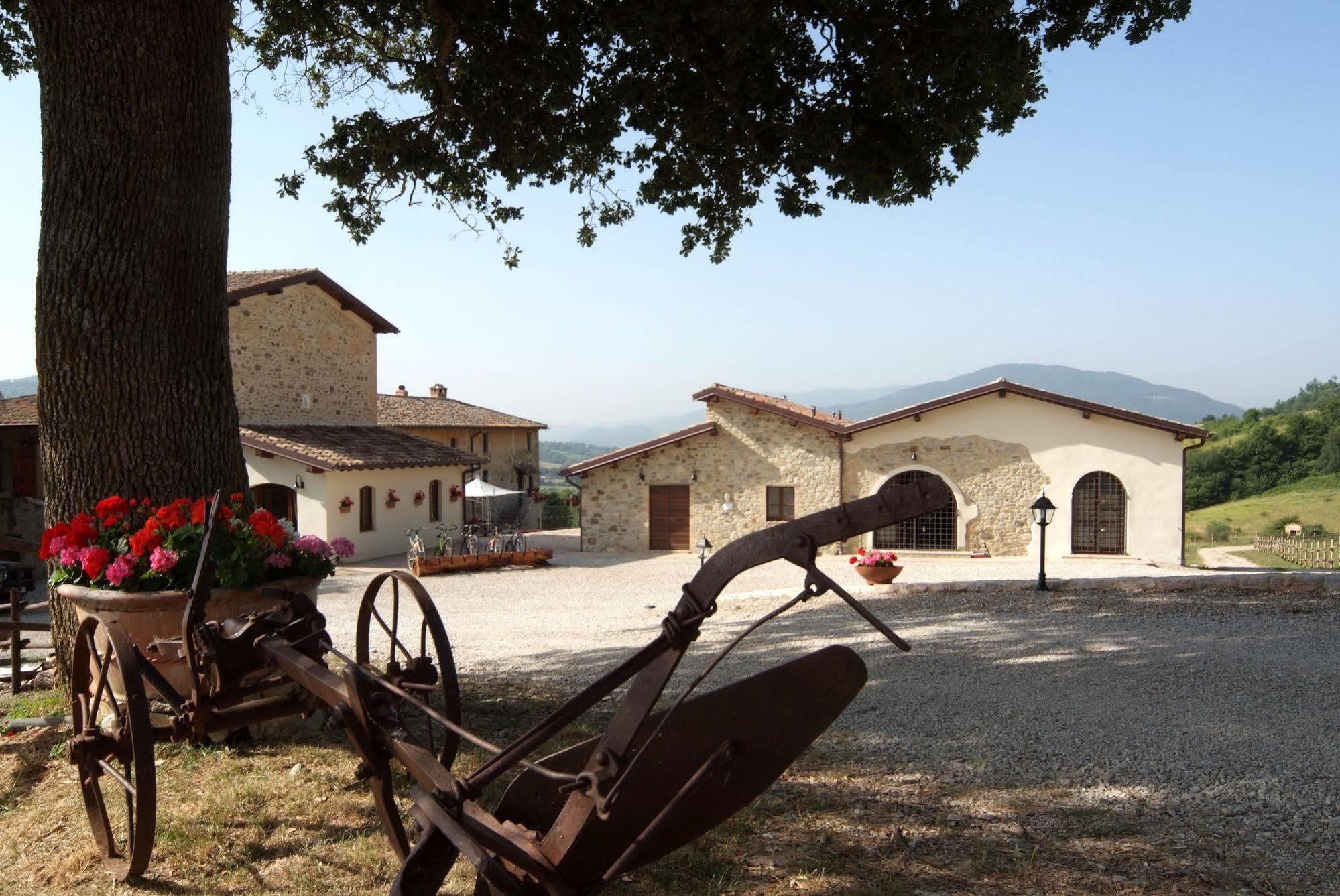 Agriturismo Goccia Di Luna Umbertide Eksteriør bilde