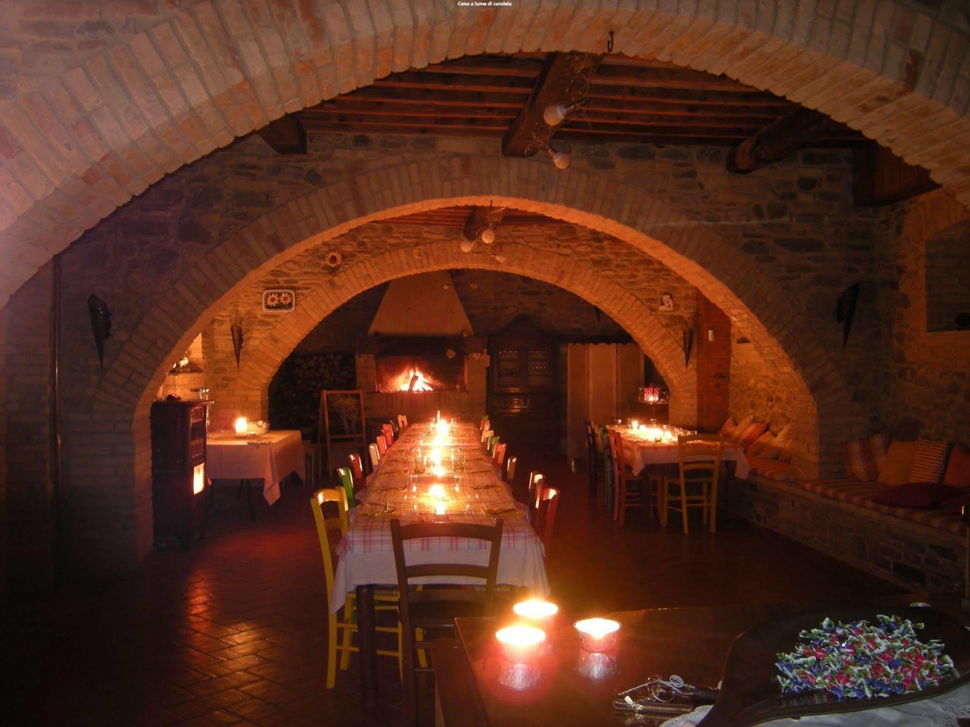 Agriturismo Goccia Di Luna Umbertide Eksteriør bilde