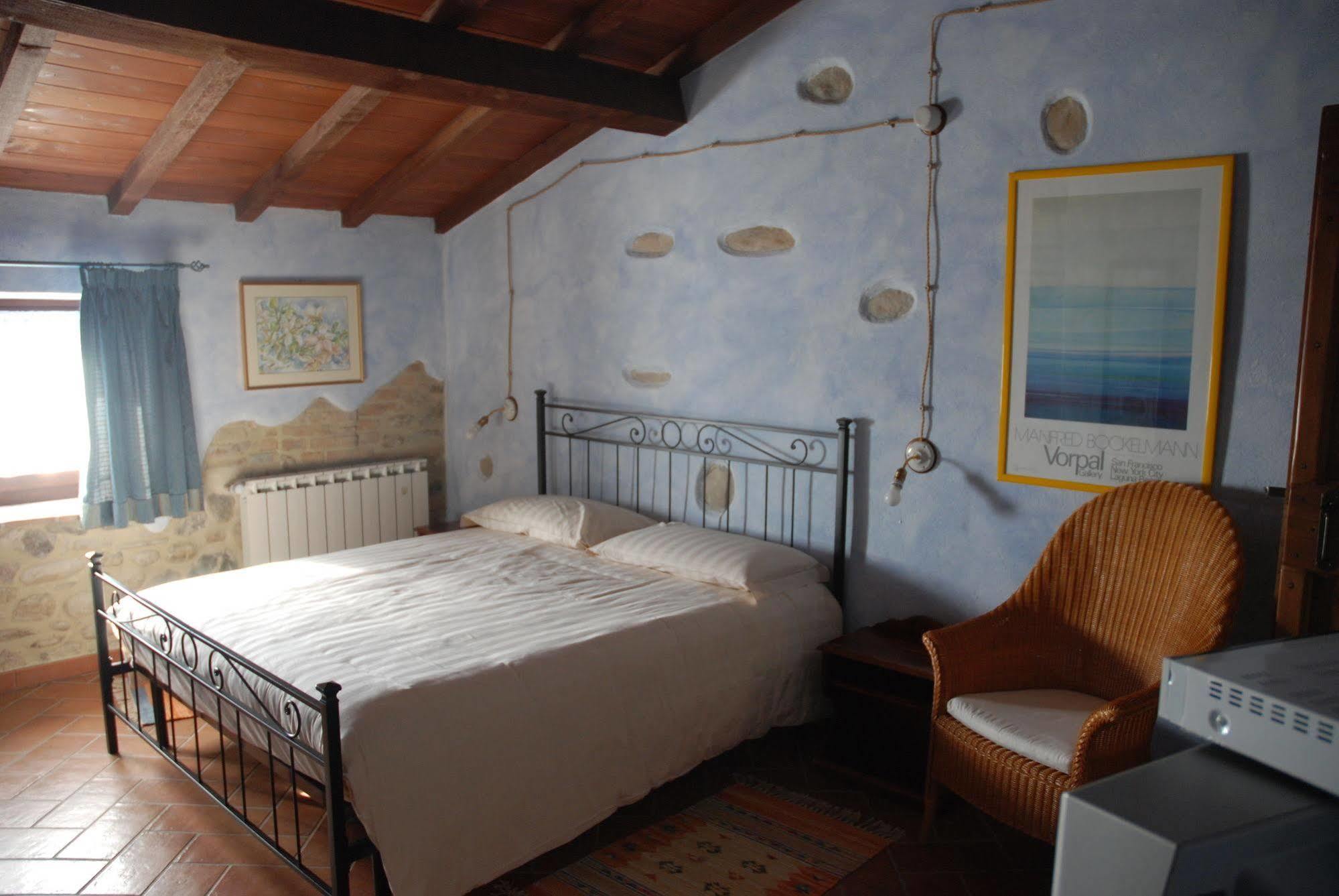 Agriturismo Goccia Di Luna Umbertide Eksteriør bilde
