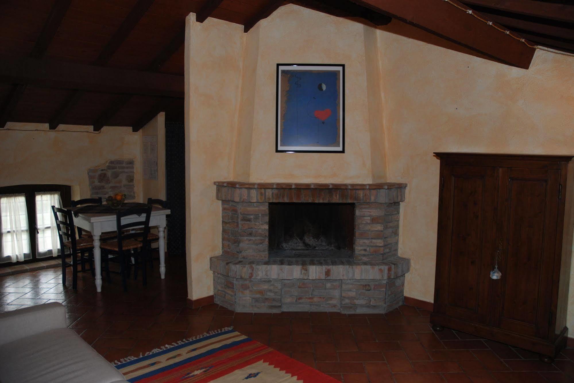 Agriturismo Goccia Di Luna Umbertide Eksteriør bilde