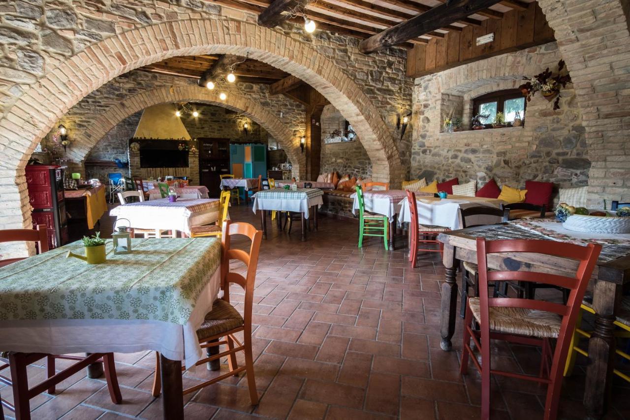 Agriturismo Goccia Di Luna Umbertide Eksteriør bilde