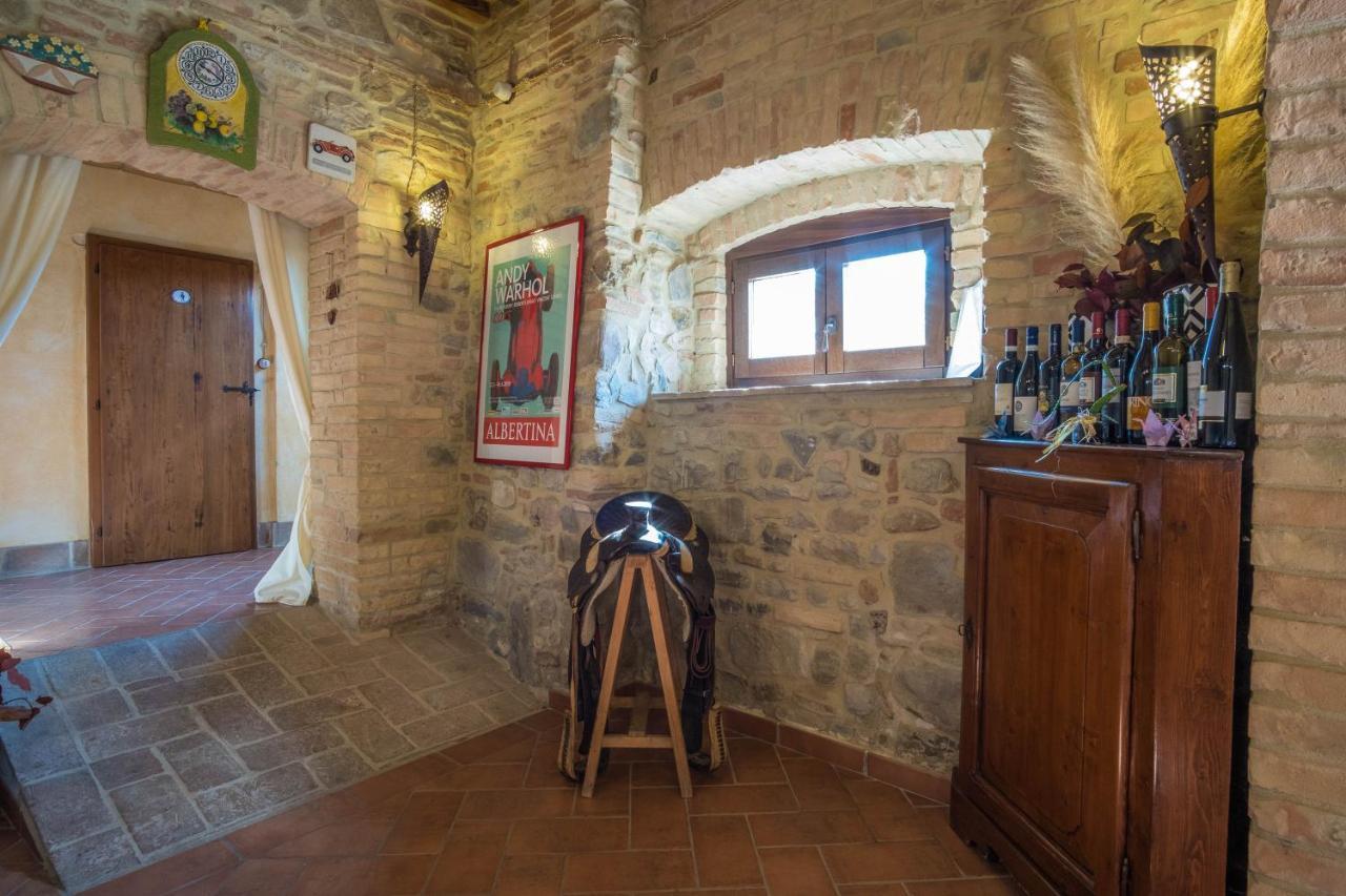 Agriturismo Goccia Di Luna Umbertide Eksteriør bilde
